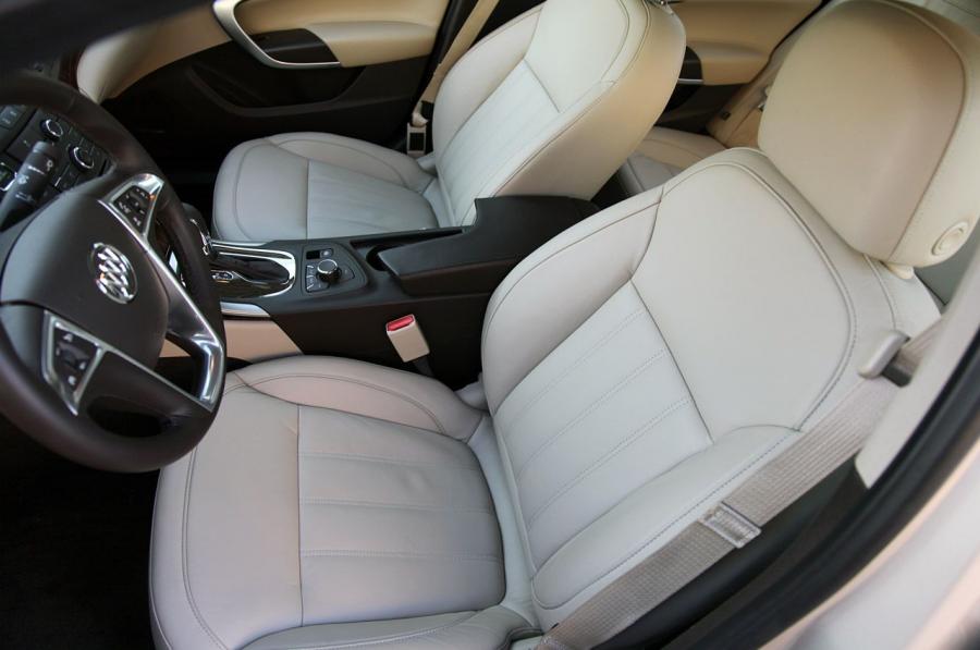  Buick Regal eAssist 2012 года  (фото 23 из 48)